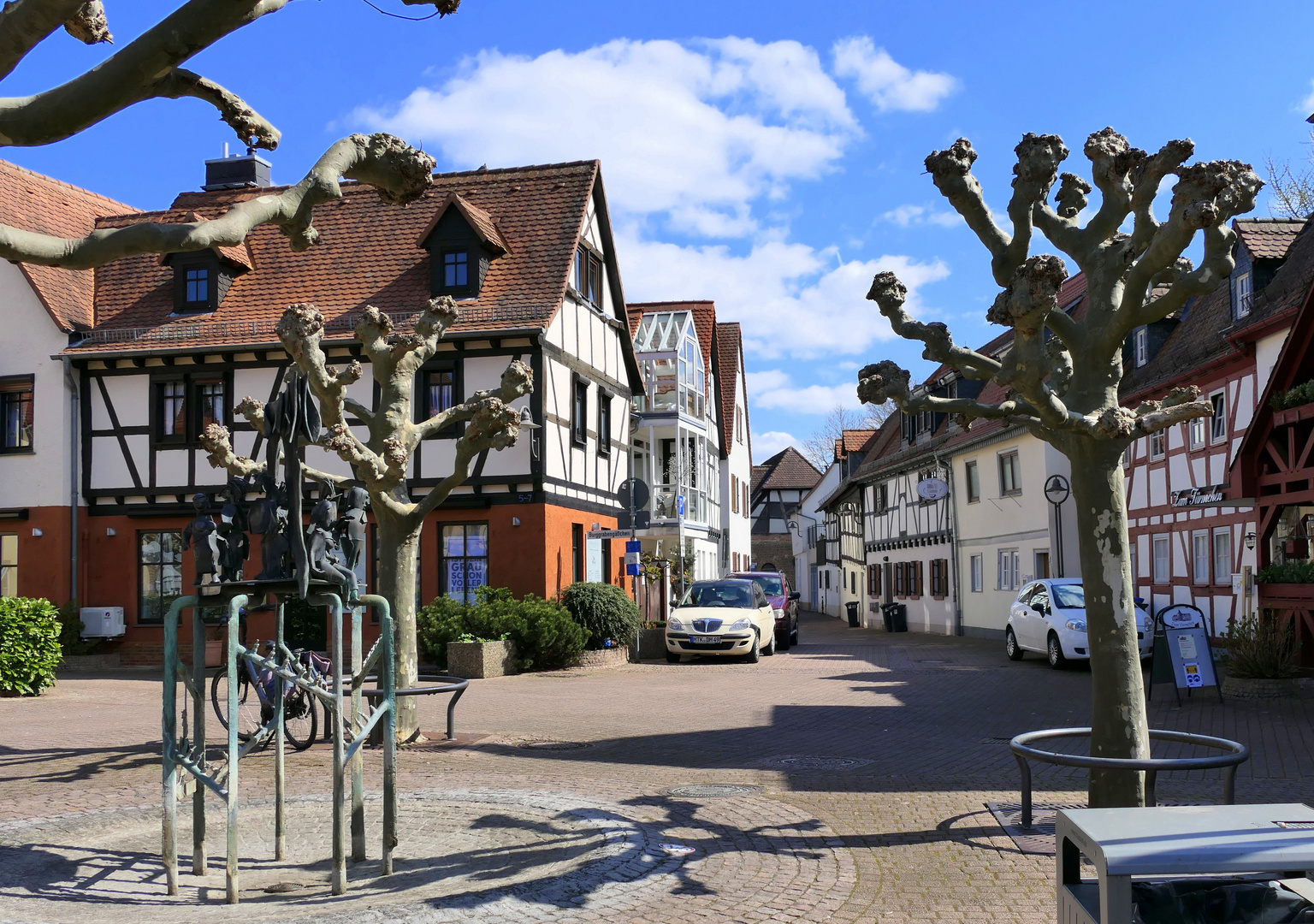 Tivertonplatz, Brunnengeister I