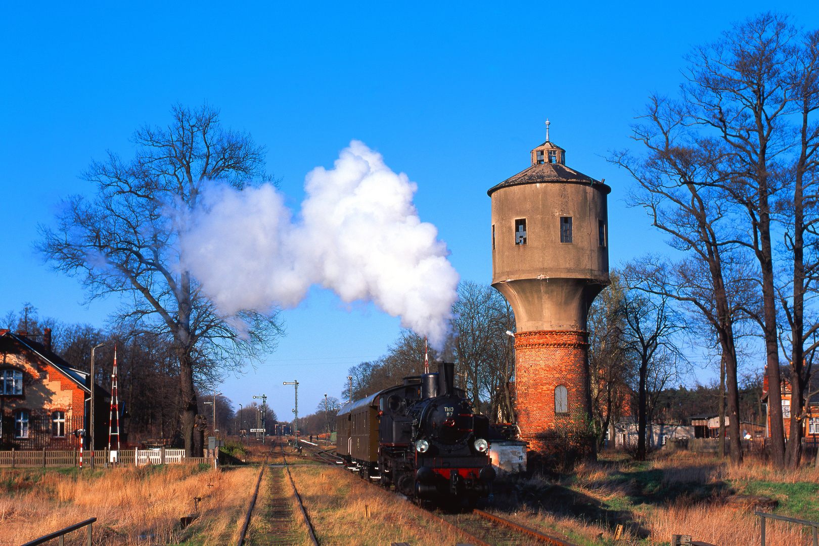 Tki3-87 mit Fotozug 01