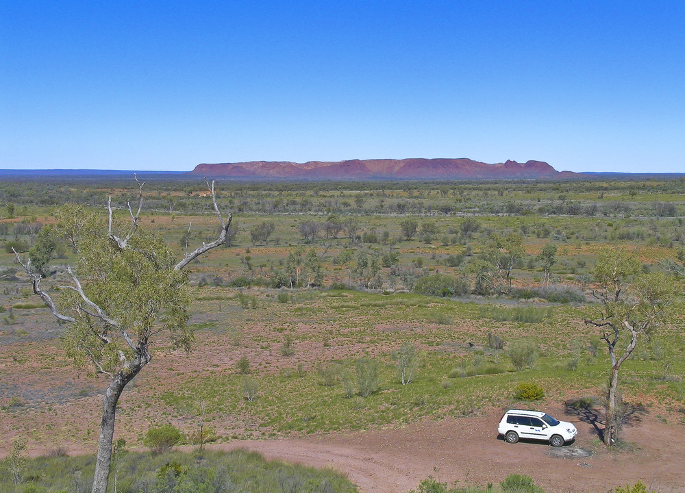 Tnorala Meteorite Crater, Central Australia