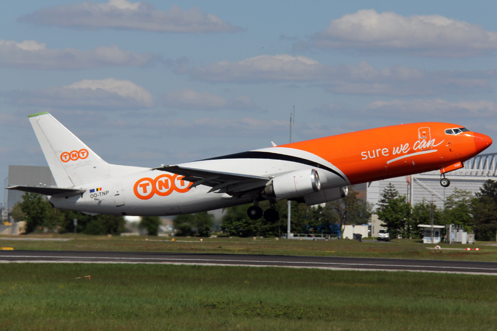 TNT 737 Freighter