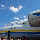 to many People in front of Antonov