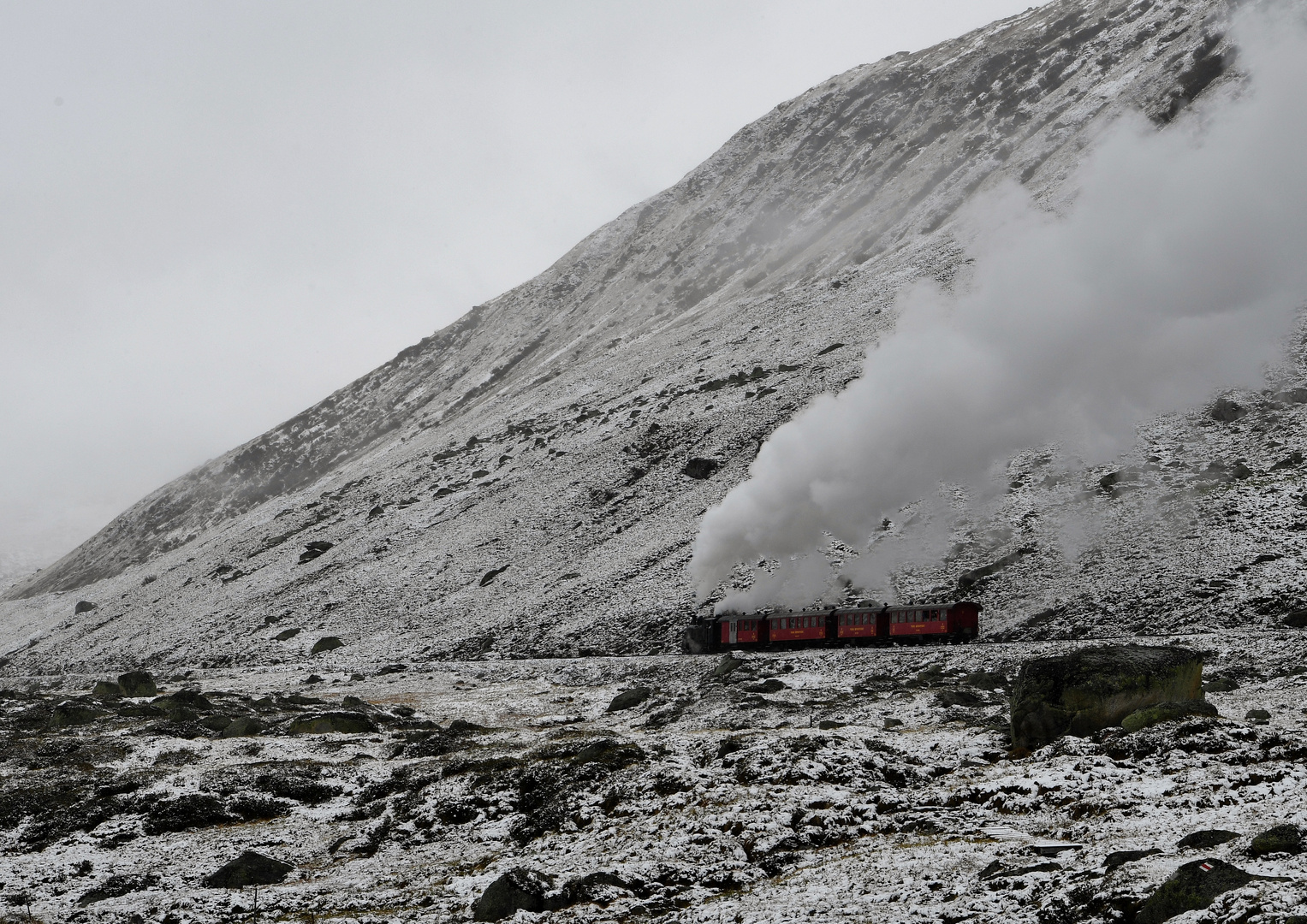  To the Furka Summit in October Snow