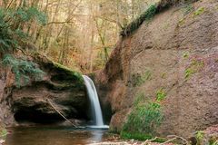 Tobelbach im Herbst