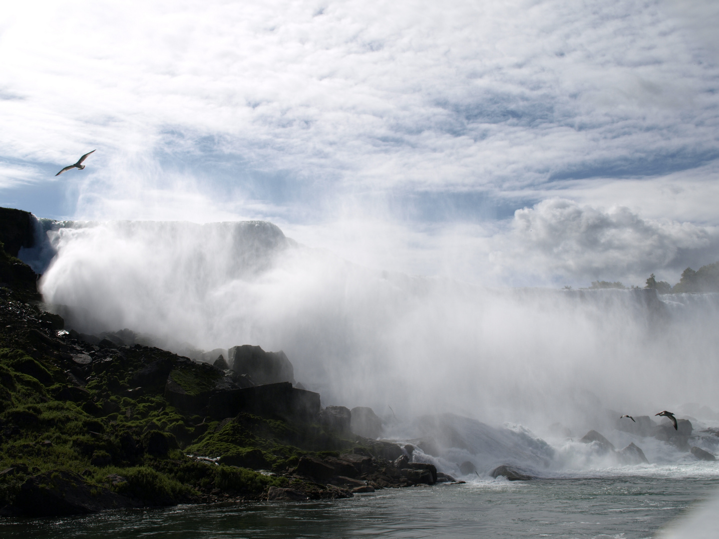 Tobende Niagara Fälle (Niagara Falls)