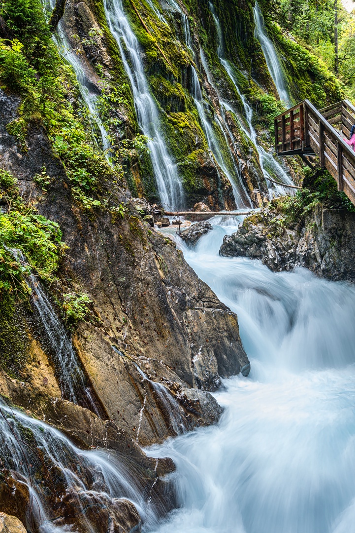 Tobendes Wasser