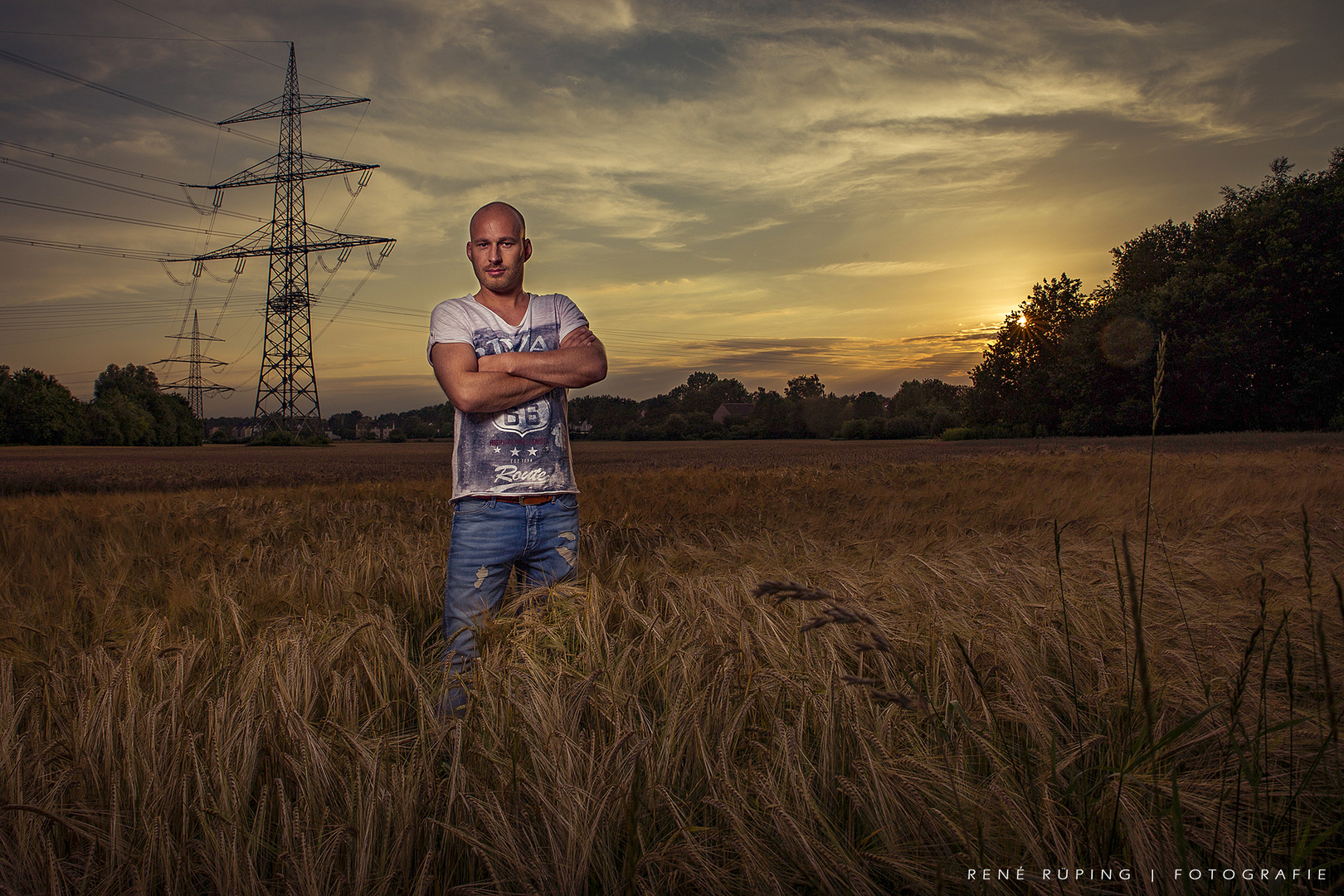 Tobi im Feld