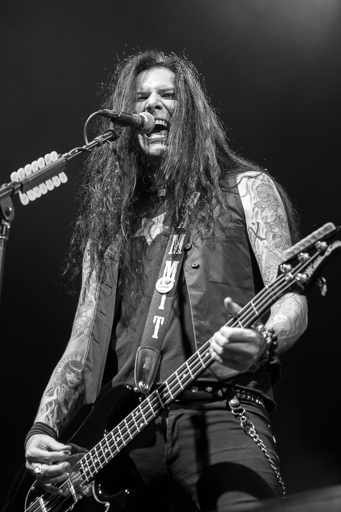 Todd Kerns