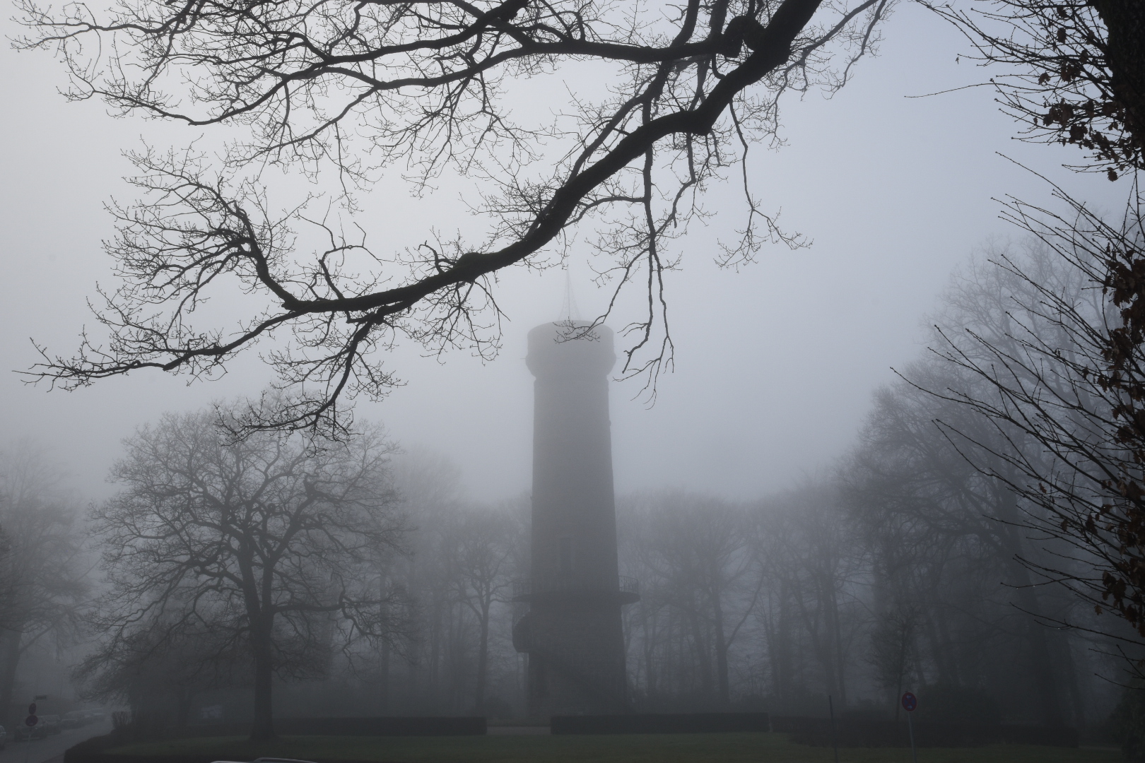 Toelleturm im Nebel (2)