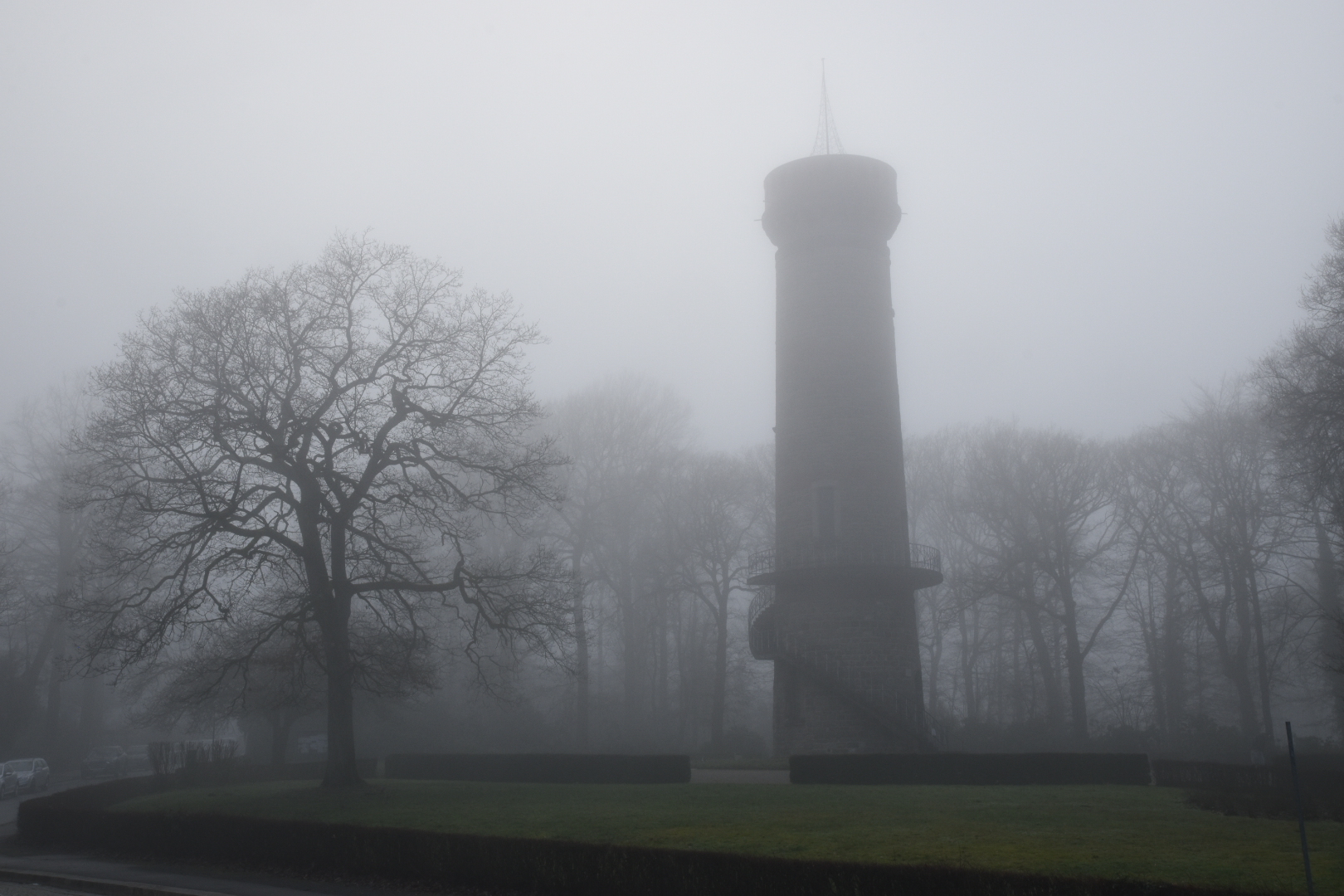 Toelleturm im Nebel 