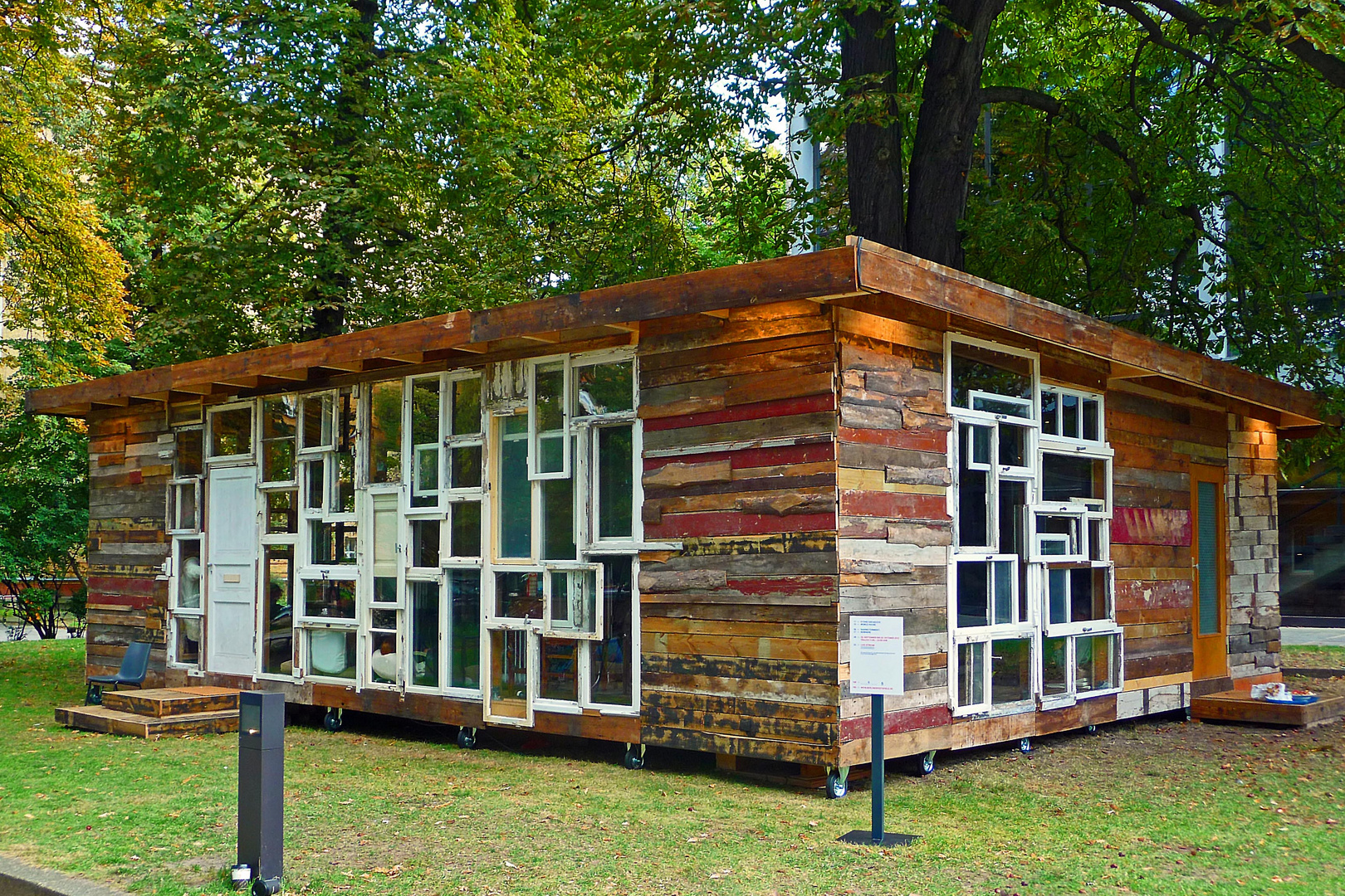 Töne im Baumhaus