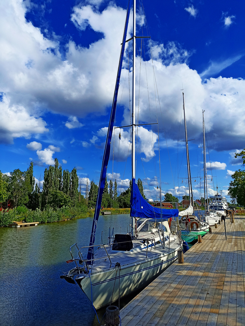 Töreboda am Göta Kanal