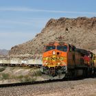 TOFC-Zug der BNSF im Kingman Canyon