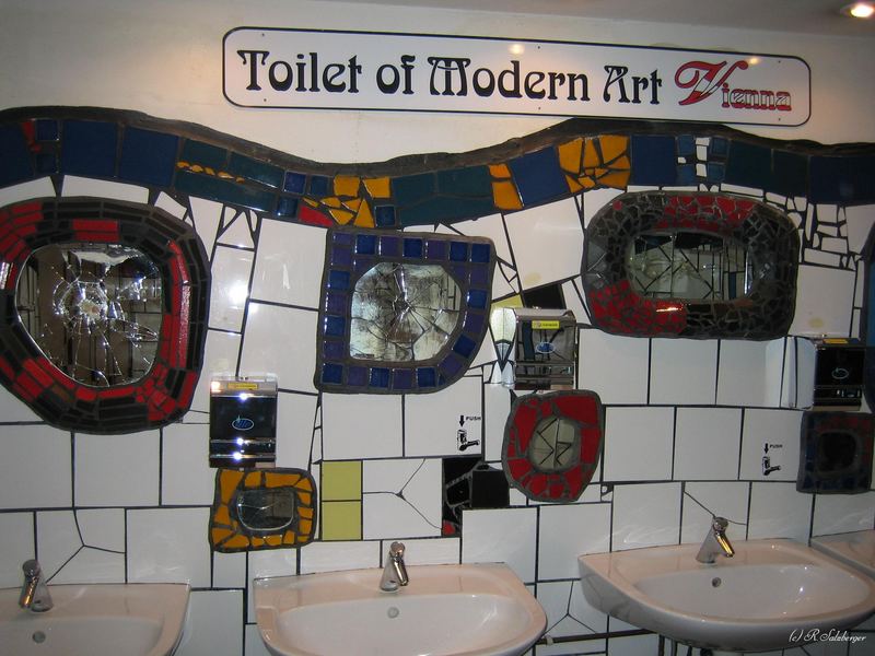 Toilet of Modern Art (Wien)