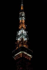 Tokio Tower - der japanische Eiffelturm bei Nacht