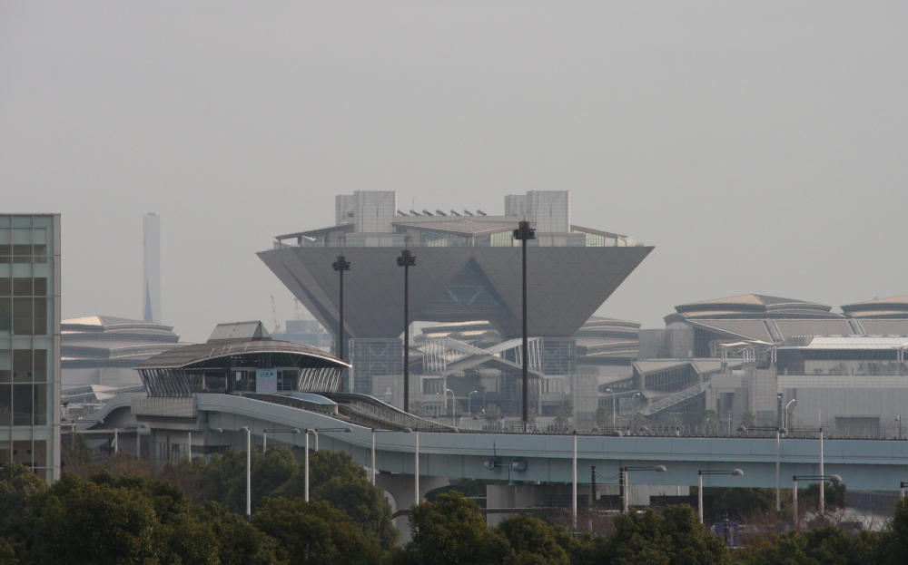 Tokyo Big Sight am Morgen