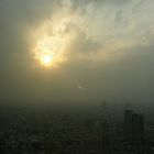 Tokyo: Skyline im Gegenlicht