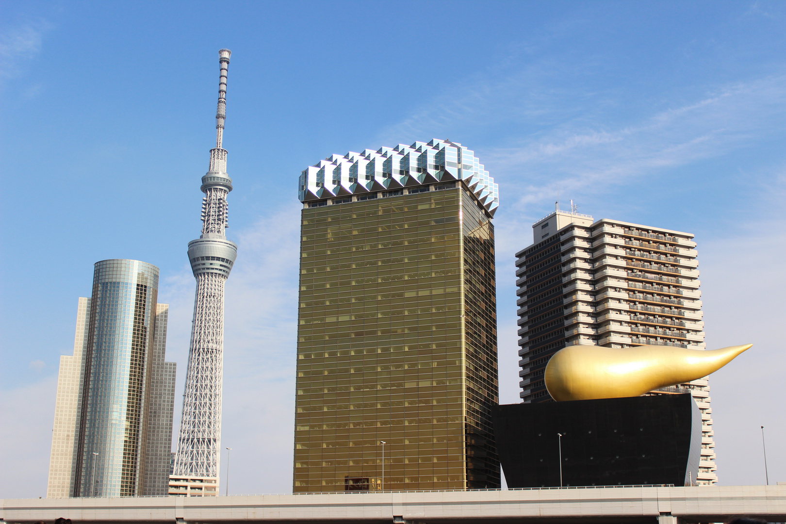 Tokyo Skytree und Asahi Hauptgebäude