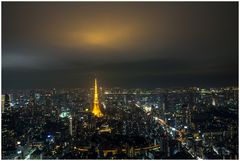 Tokyo Tower from Roppongi Hills