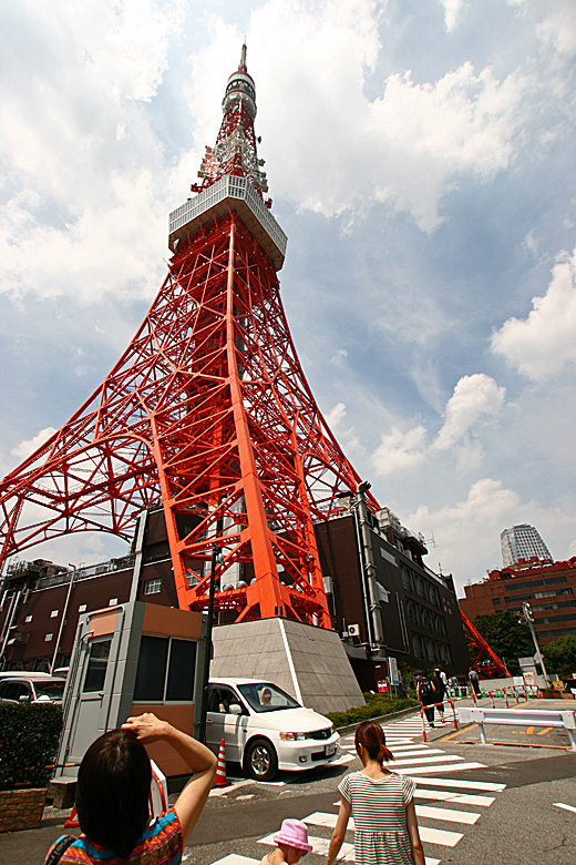 Tokyo Tower - TouriMagnet