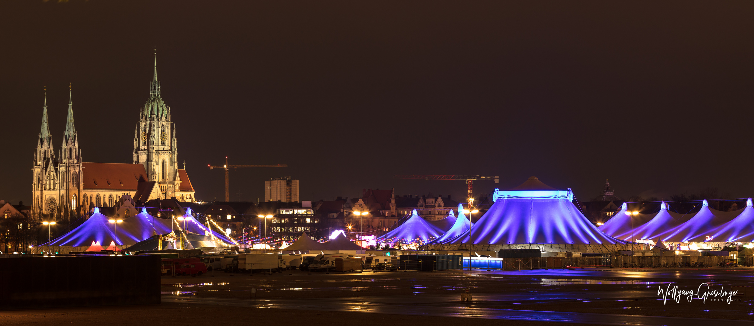 Tollwood München heute zum "Tag der Menschenrechte"