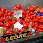 Tomaten auf einem Markt in Bologna