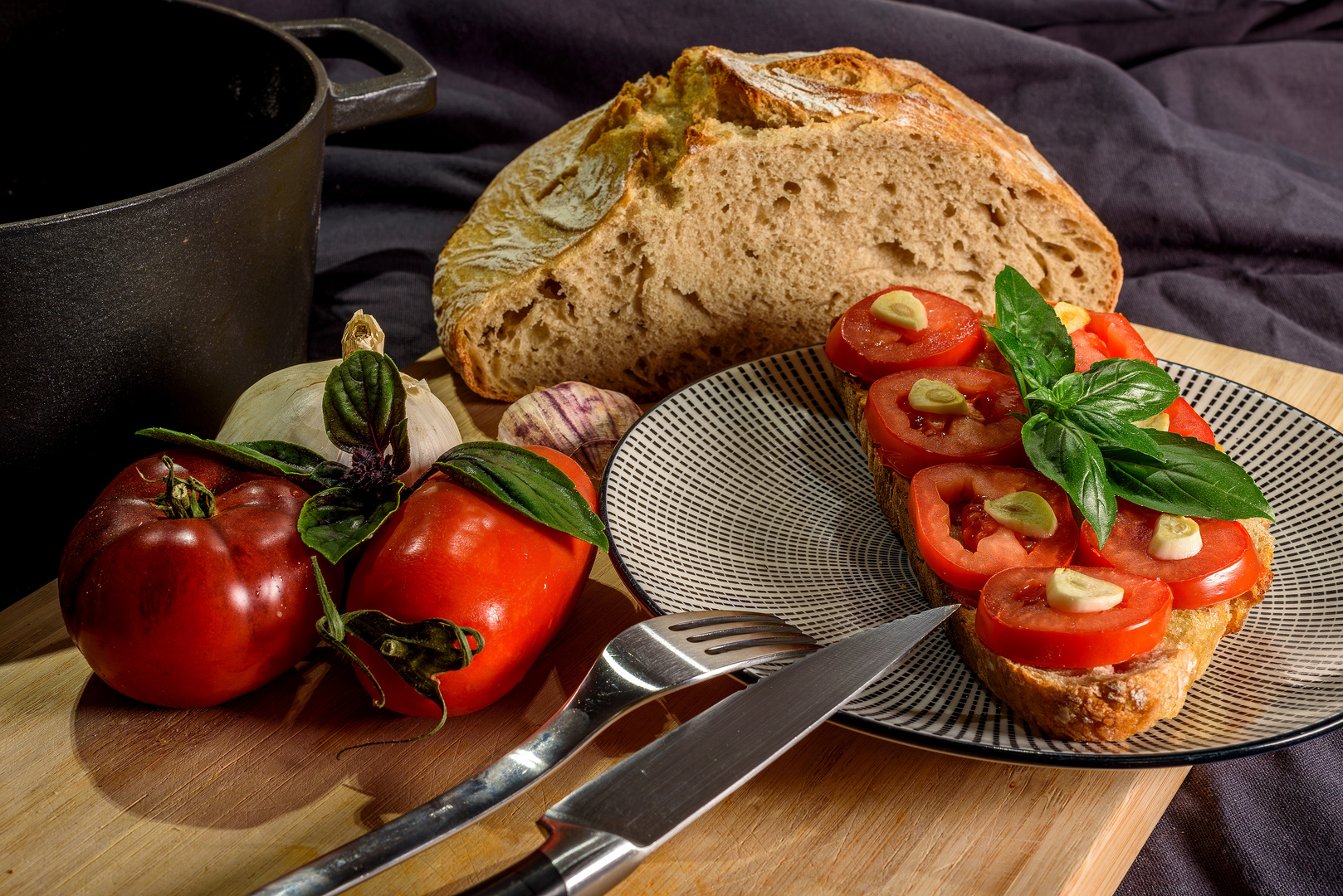 Tomaten-Knoblauch-Toast
