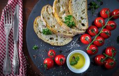 tomato and bread