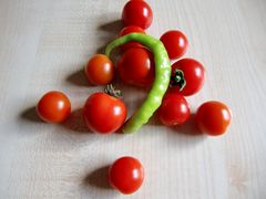 tomatoes and chillies n° 1