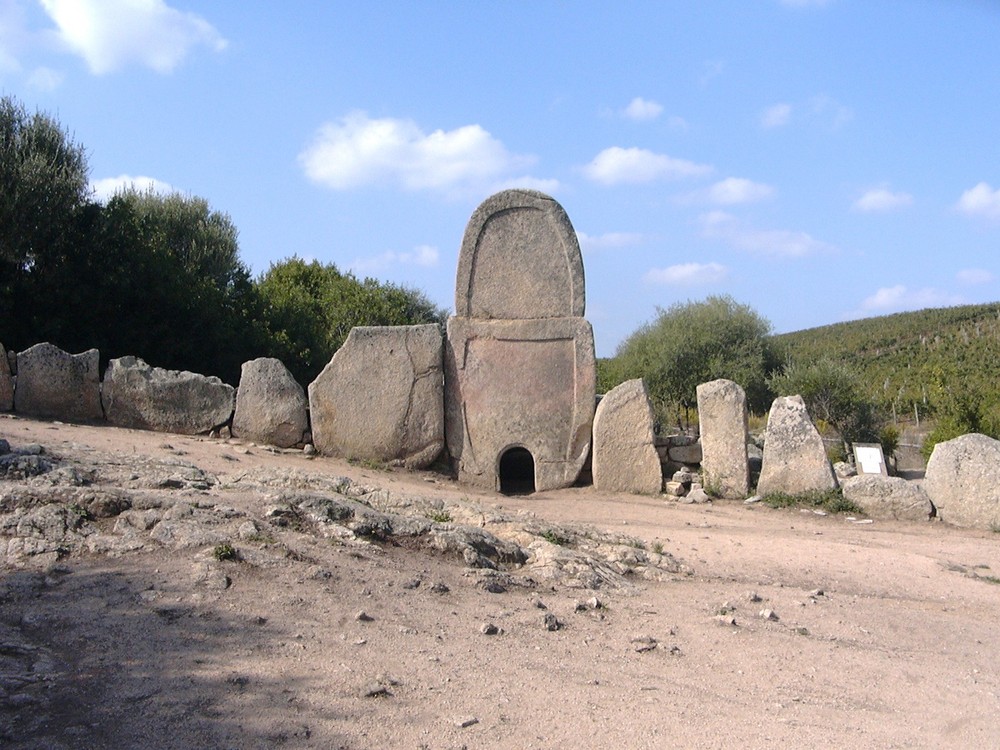 tomba dei giganti, Hünengrab