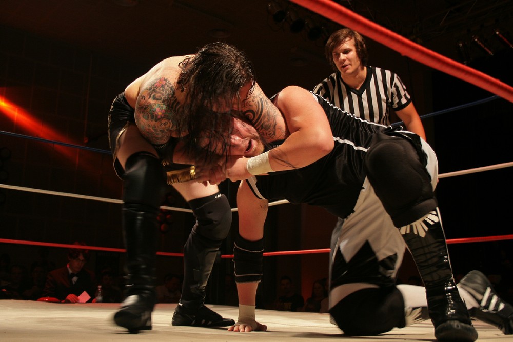 Tommy End vs Axeman 1