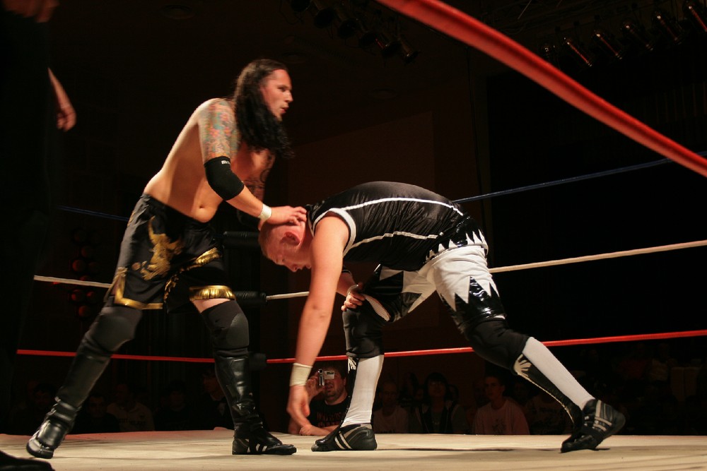 Tommy End vs Axeman 3