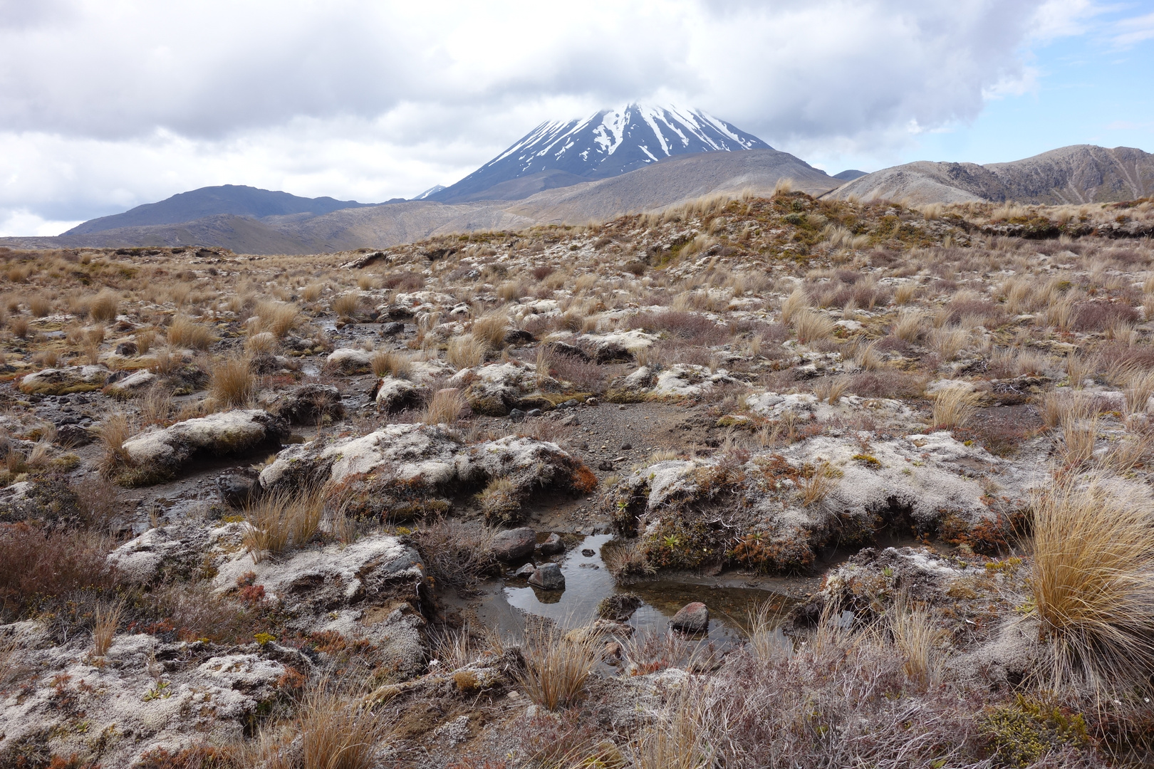 Tongariro Crossing 02