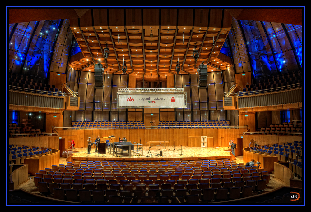 Tonhalle Düsseldorf beim Treffen am 15.05.2010 Bild 002