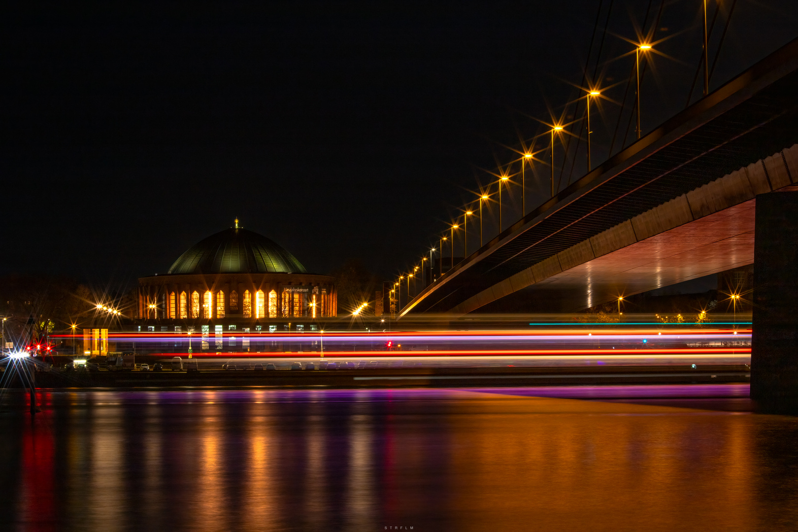 Tonhalle/Oberkasseler Brücke