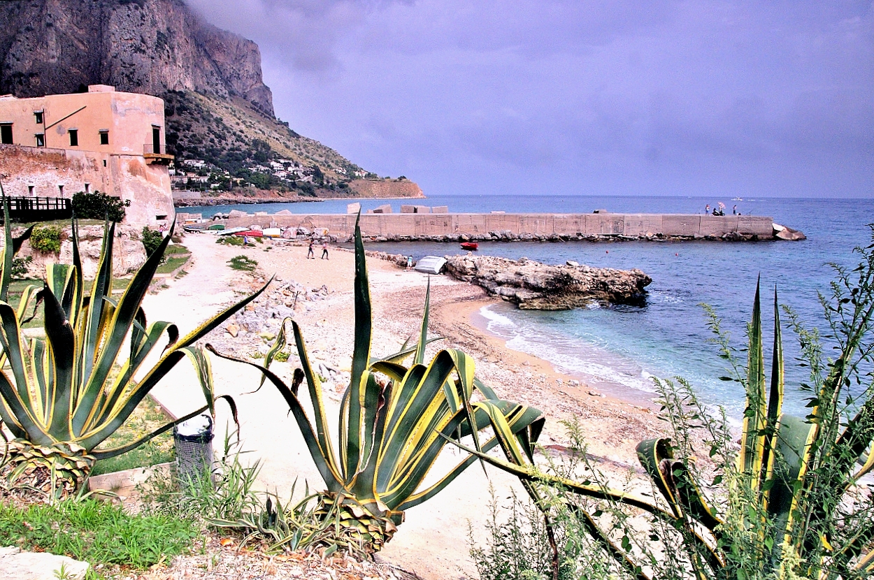 Tonnara Bordonaro a Vergine Maria (Palermo).