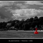 Tonne 136; uppps  " Elbstrand "