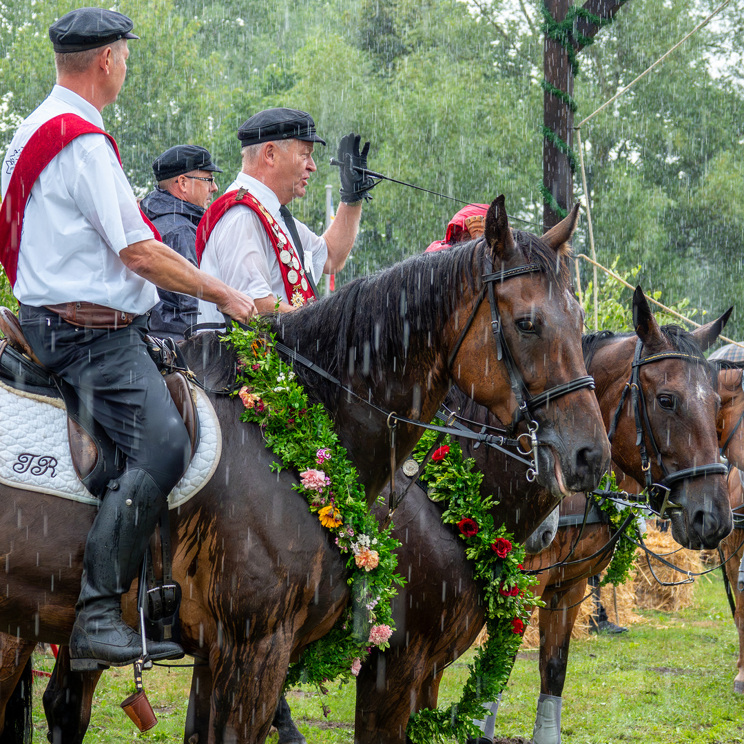 Tonnenabschlagen in Klockenhagen