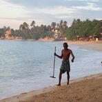 TOPP TIPPS 1: Strand in UNAWATUNA, SRI LANKA c10-col