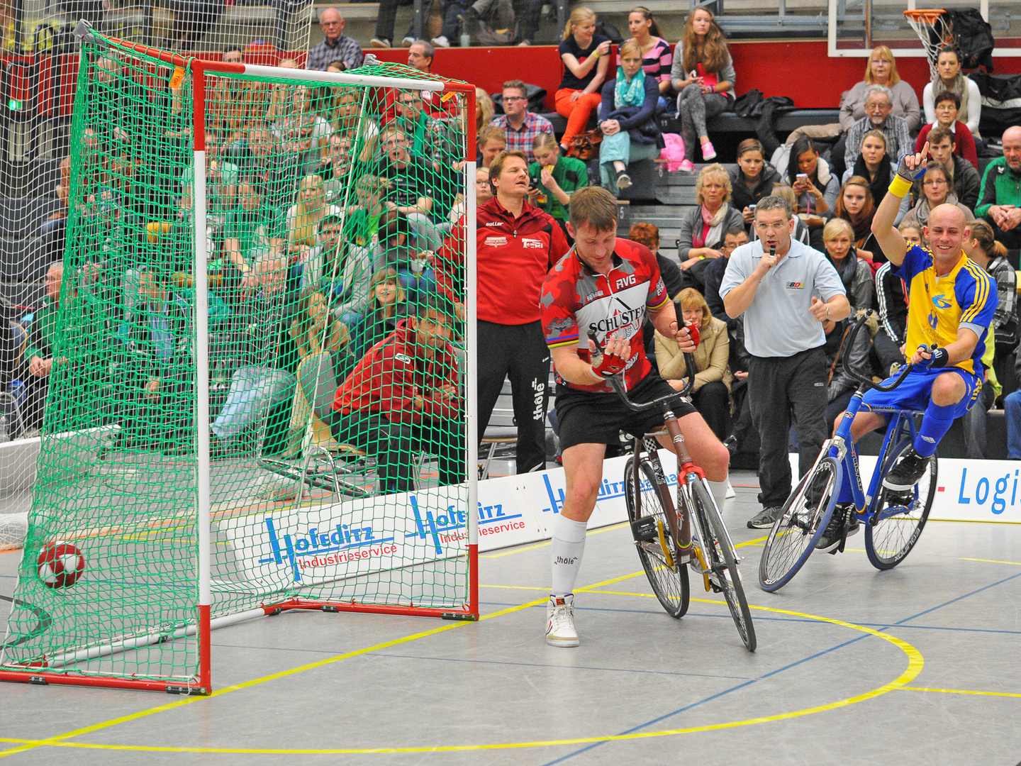 Tor für Ehrenberg, DM im Radball 2013, Rundsporthalle Baunatal