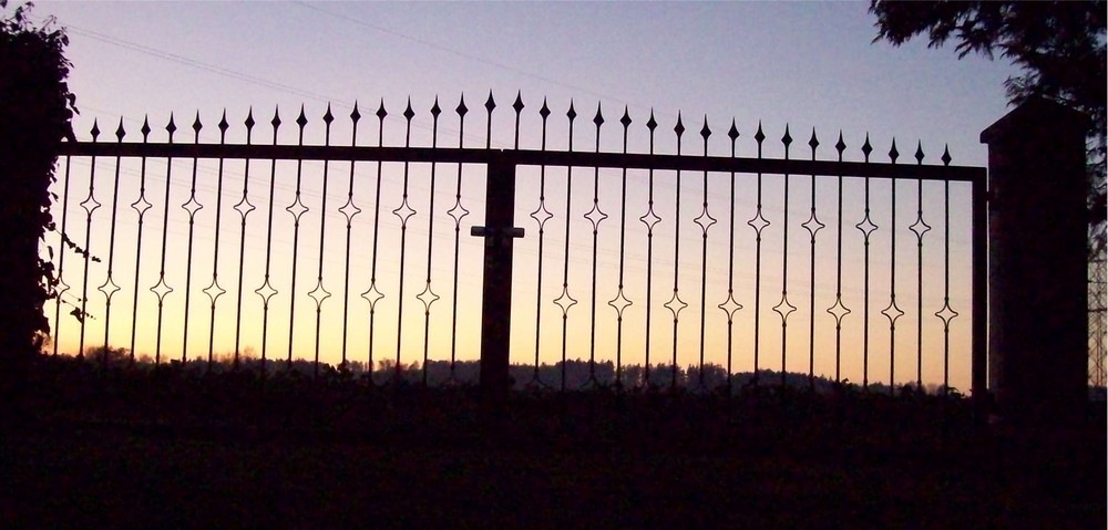 Tor im Sonnenuntergang