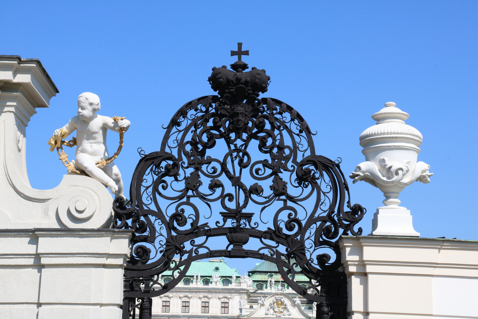 Tor Schloss Belvedere