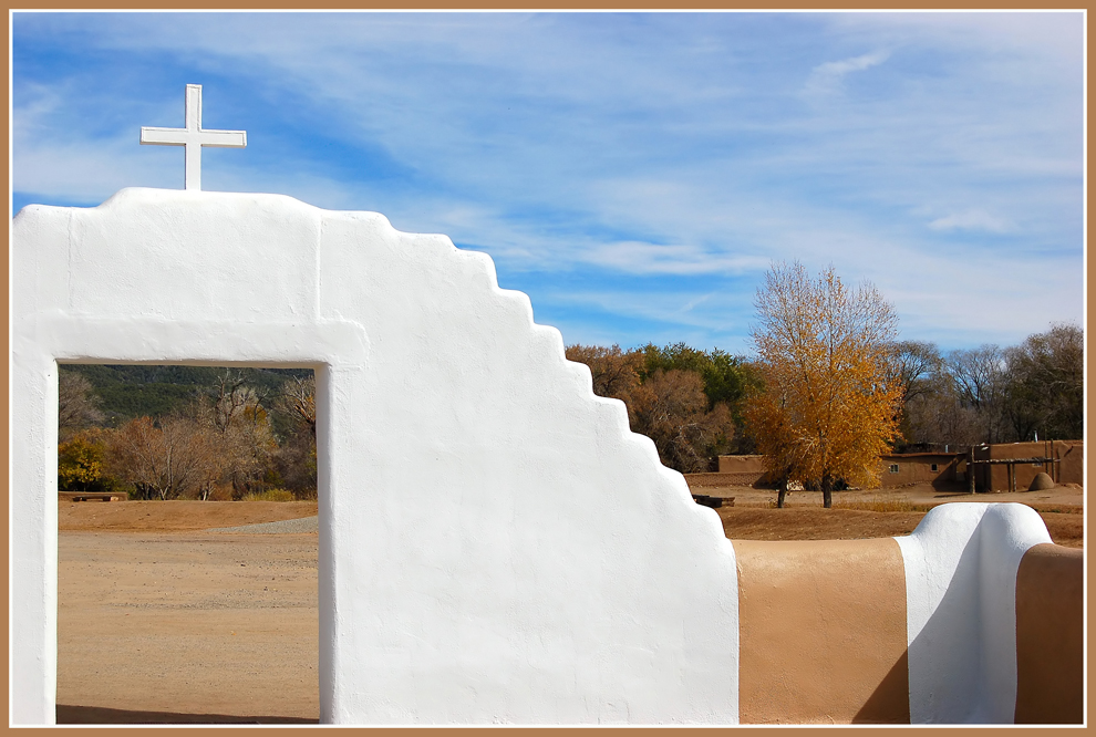 Tor vor San Geronimo Chapel ... (Farbvariante)