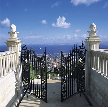 Tor zu den Gärten des Bahai-Tempels/Haifa