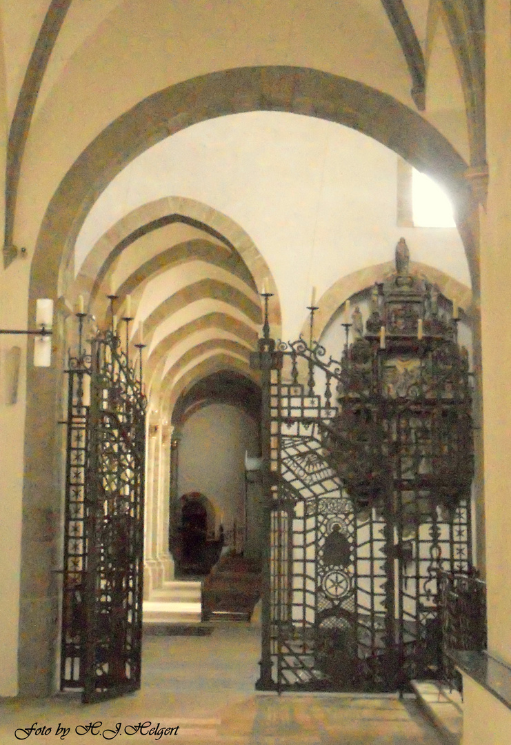 Tor zum Bogengang im Dom / Osnabrück