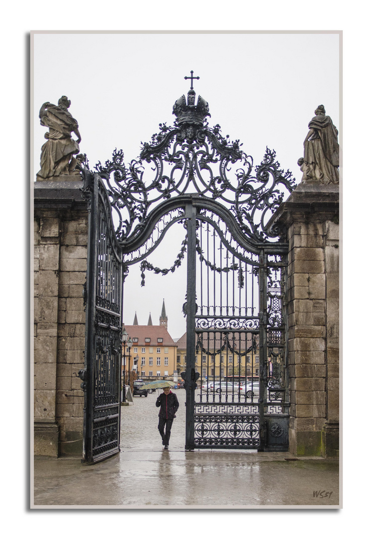 Tor zum Residenz Garten in Würzburg