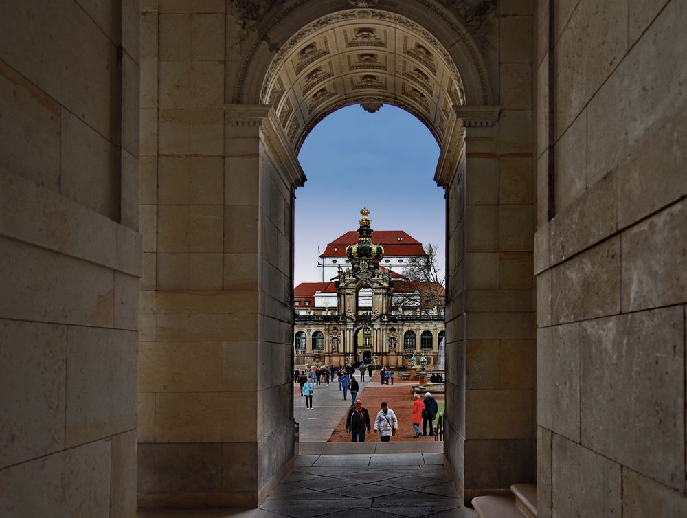 Tor zum Zwinger