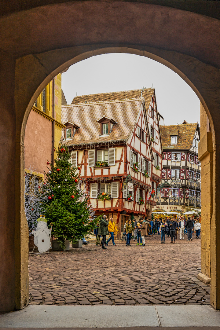 Torbogen mit Durchblick