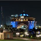 Torbogen vor dem Emirates Palace II