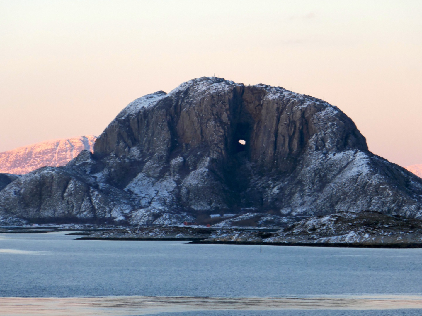 Torghatten