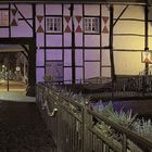 Torhaus an der Aa in einer regnerischen Nacht (Borken Gemen)